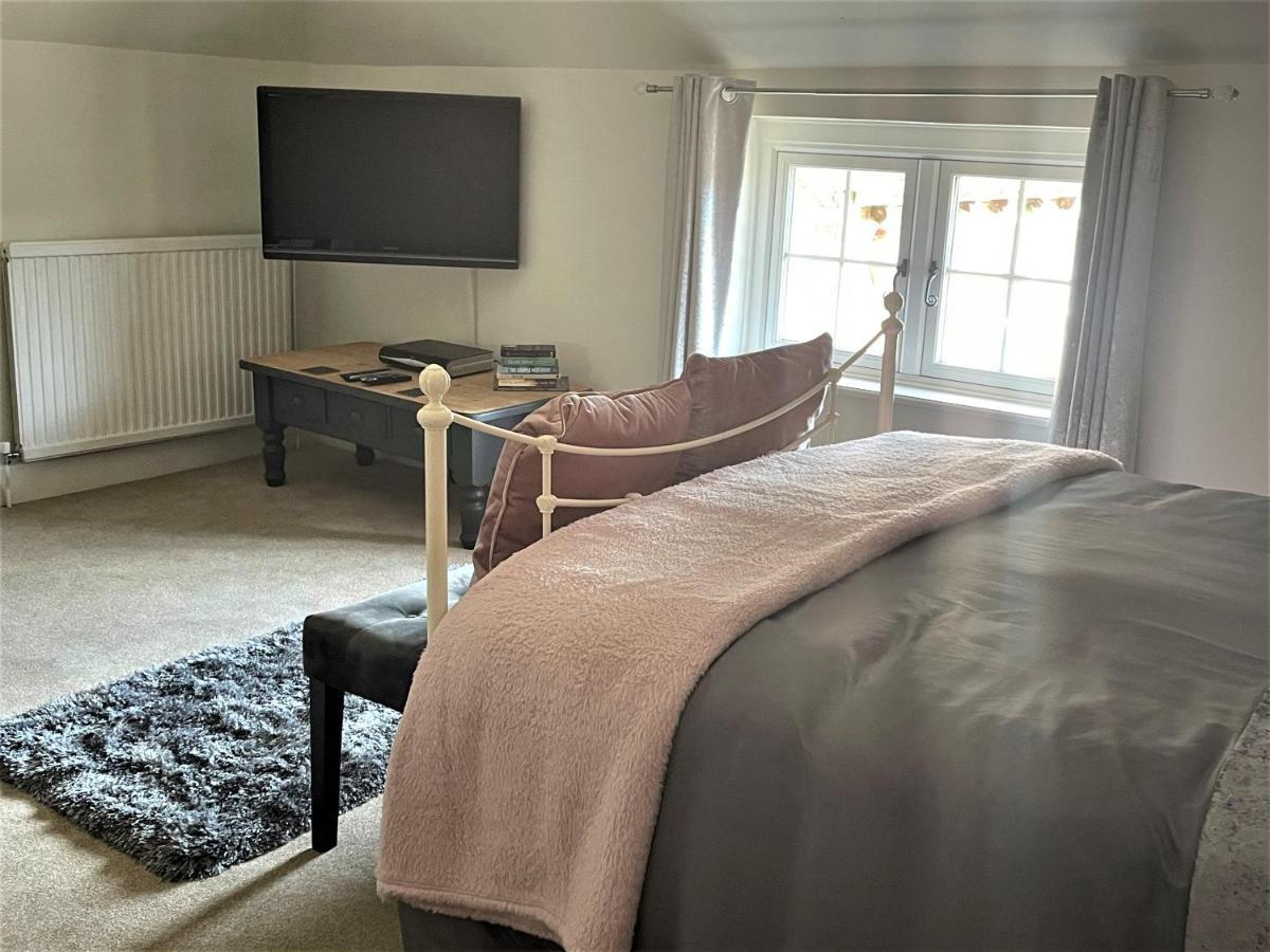 The Dairyman Suite Moreton  Exteriér fotografie