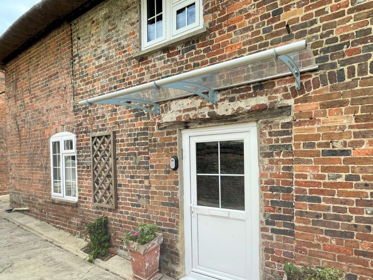 The Dairyman Suite Moreton  Exteriér fotografie